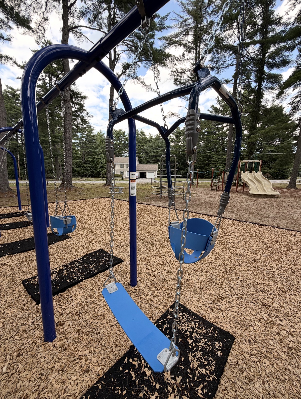 Pine Grove Swing Bay, New England